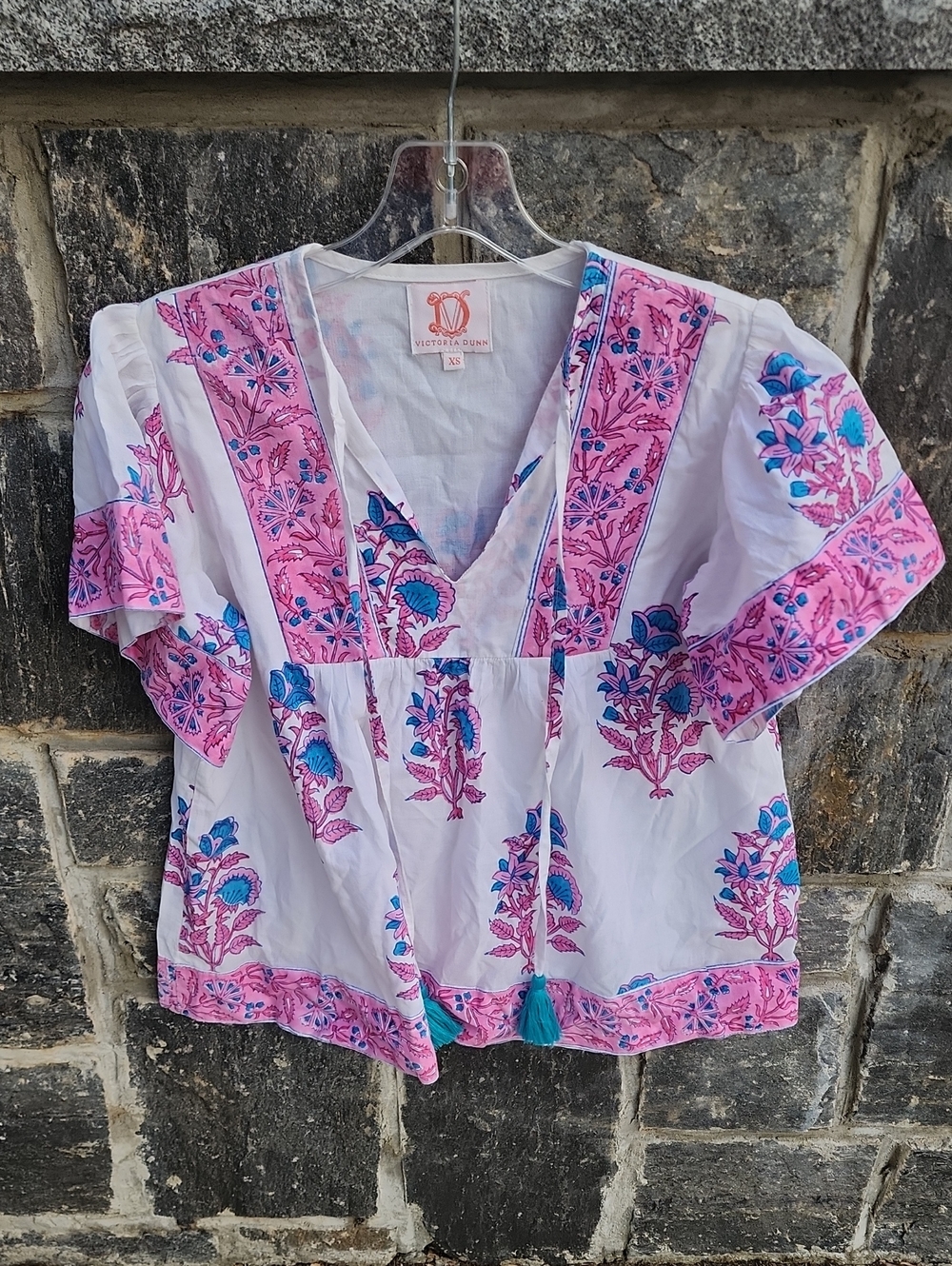 Victoria Dunn White Top with Pink & Blue Floral Print XS